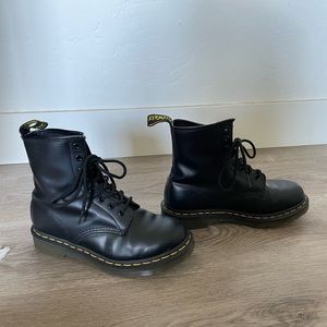 Dr. Martens Original boots